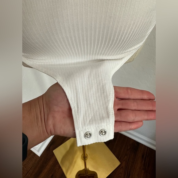 White Tank Top bodysuit by Wild Fable XS NWT - Picture 4 of 5